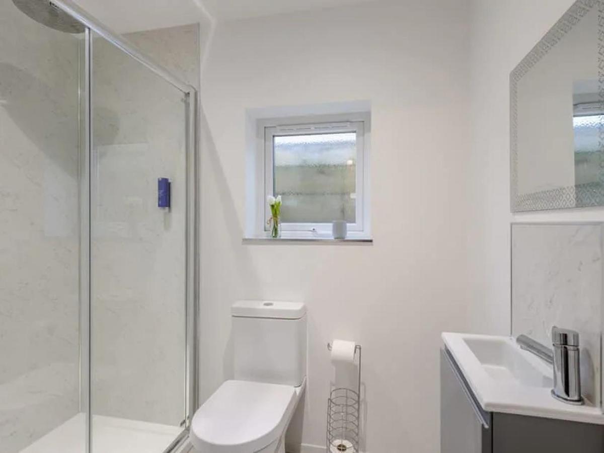 The Hideout, A Detached Lodge, Hot Tub, Heating, Wifi & Parking Long Bredy Exterior foto